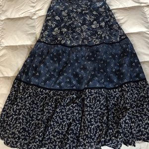 Gap prairie style skirt. Worn once.